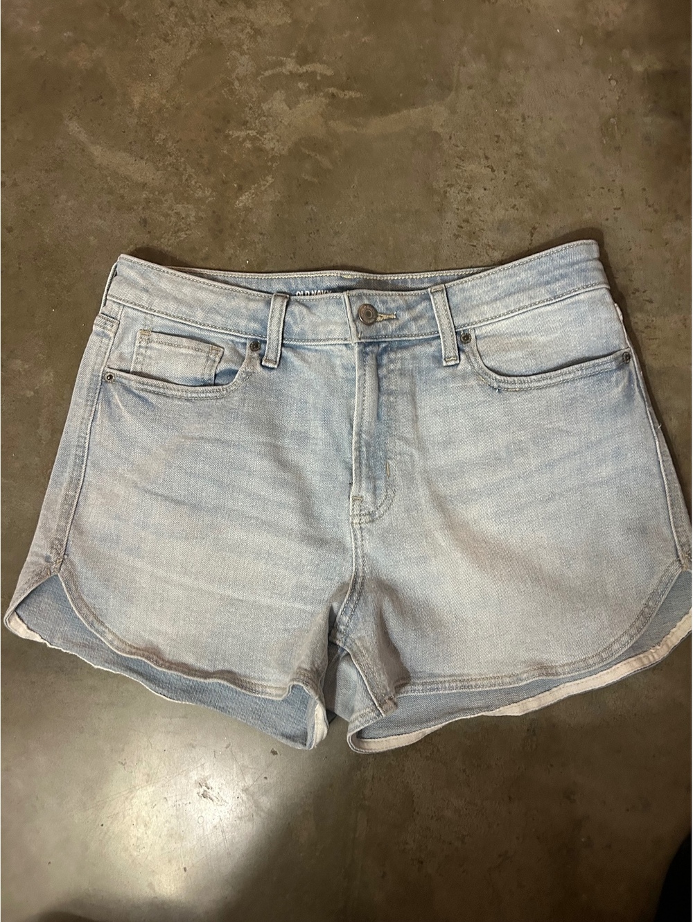 Old Navy O.G. Straight light wash denim shorts